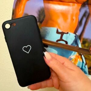 iPhone case for iPhone 7, black heart, rubber/silicone, compatible with iPhone 7